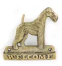 Fox-terrier à poil dur - une plaque de porte avec un chien, une plaque de bienvenue en laiton, une enseigne exceptionnelle avec l'inscription Welcome de la marque Art-Dog