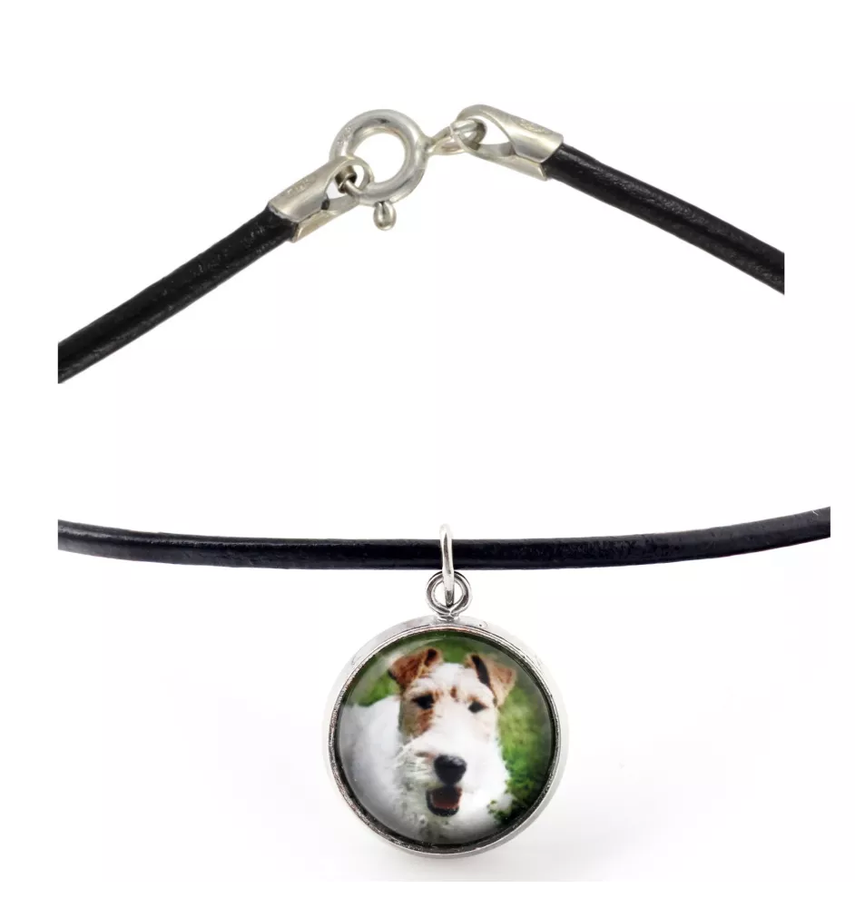 Fox-terrier à poil dur - collier dans une boîte, élégant bijou, pendentif de la marque Art-Dog