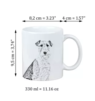 Fox-terrier à poil dur - tasse avec chien, une tasse joyeuse pour les amoureux des chiens, un cadeau personnalisé de la marque Art-Dog