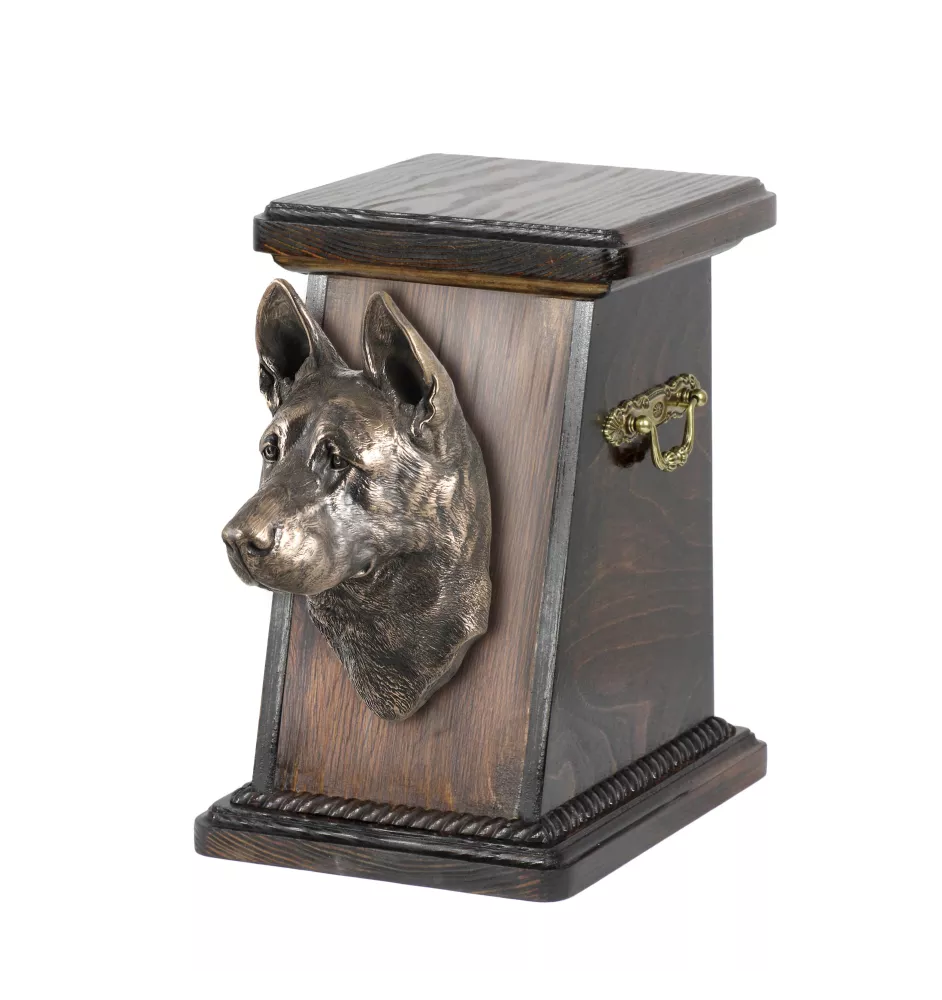 Deutscher Schäferhund eine Ascheurne für Hunde, eine elegante Urne mit einer Statue, eine Gedenkurne mit dem Porträt eines Hundes von der Marke Art-Dog