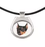 Deutscher Pinscher - Halskette mit einem Foto und einem geometrischen Schriftzug der Marke Art-Dog