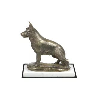 Deutscher Schäferhund - Hundestatue, Figur auf weißem Marmor, Trophäe für die Art-Dog-Hundeaustellung