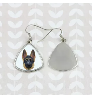 Deutscher Schäferhund I - Ohrringe mit einem Bild und dem Schriftzug "Geometrischer Hund" von Art-Dog