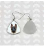 Deutscher Schäferhund I - Ohrringe mit einem Bild und dem Schriftzug "Geometrischer Hund" von Art-Dog