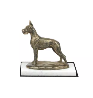 Deutsche Dogge, Ulmer Dogge, Große Dogge I - Hundestatue, Figur auf weißem Marmor, Trophäe für die Art-Dog-Hundeaustellung