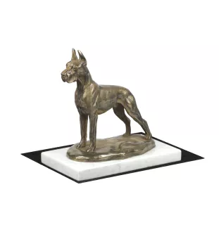 Dogue allemand, Grand danois I - une statuette de chien, une figurine en marbre blanc, un trophée pour l'exposition de chiens de la marque Art-Dog