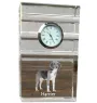 Harrier - une horloge en verre avec une photo, une photo de chien dans un cristal, une horloge de bureau personnalisée de la marque Art-Dog