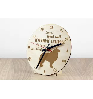 Chien de berger islandais, Berger d'Islande - horloge avec chien, horloge en bois avec gravure, horloge personnalisée par Art-Dog