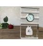 Spitz japonais - une horloge en verre avec une photo, une photo de chien dans un cristal, une horloge de bureau personnalisée de la marque Art-Dog