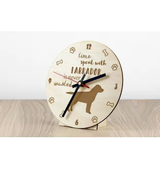 Labrador Retriever, retriever du Labrador - horloge avec chien, horloge en bois avec gravure, horloge personnalisée par Art-Dog