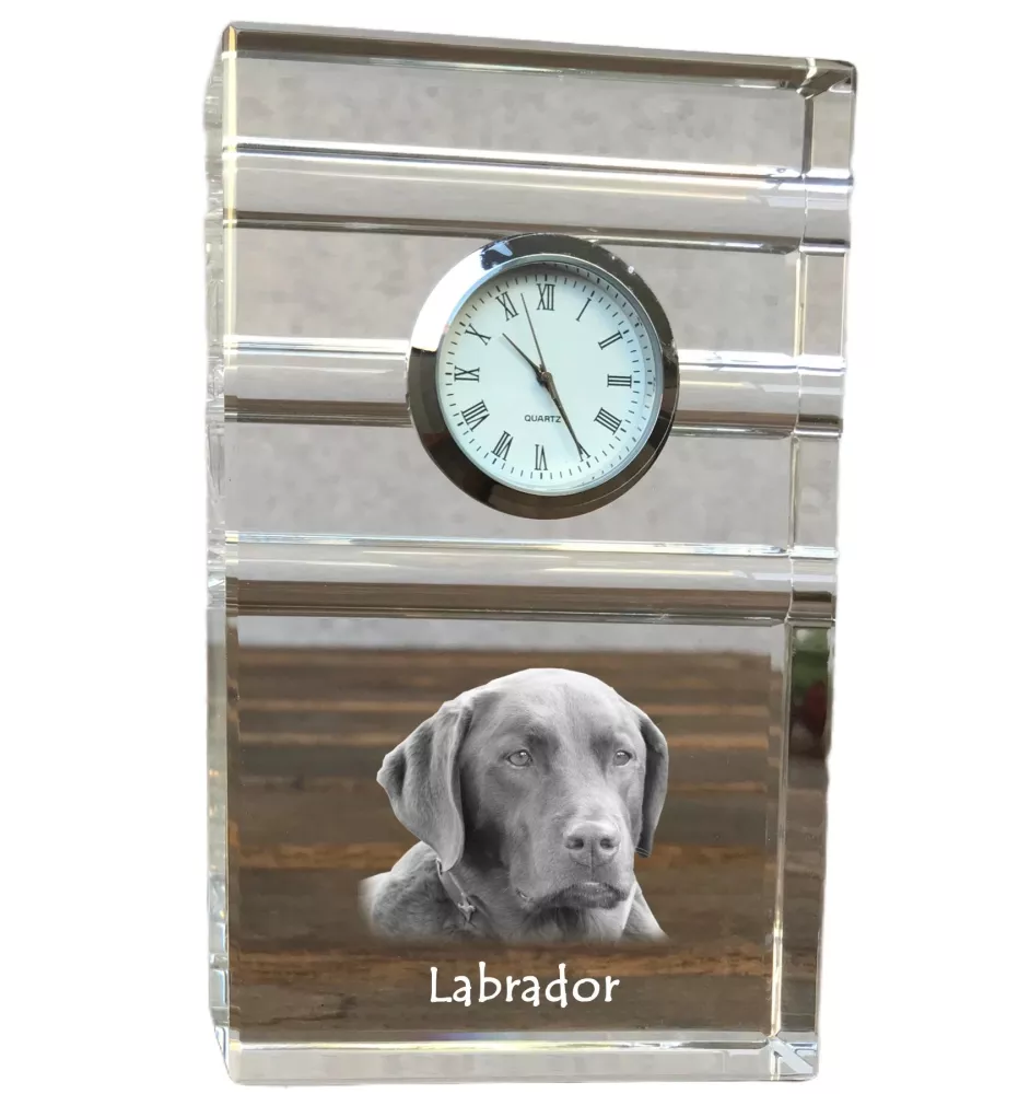 Labrador Retriever, retriever du Labrador - une horloge en verre avec une photo, une photo de chien dans un cristal, une horloge de bureau personnalisée de la marque Art-Dog