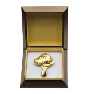 Labrador Retriever - brooch with a clip, gold-plated holder for a start number, a gift for a dog show by Art-Dog brand.