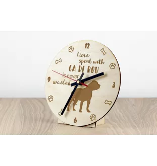 Majorca-Dogge, Ca de Bou, Mallorca Mastiff - Uhr mit Hund, Holzuhr mit Gravur, personalisierte Uhr von Art-Dog