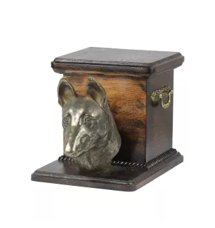 Malinois Belgischer Schäferhund - Eine Urne für die Asche eines Hundes mit einer Statuette, eine elegante Urne für einen Hund, eine außergewöhnliche Urne mit dem Porträt eines Hundes von der Marke Art