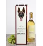 Malinois chien de berger belge - une boîte géométrique avec une photo et un texte pour le vin de la marque Art-Dog