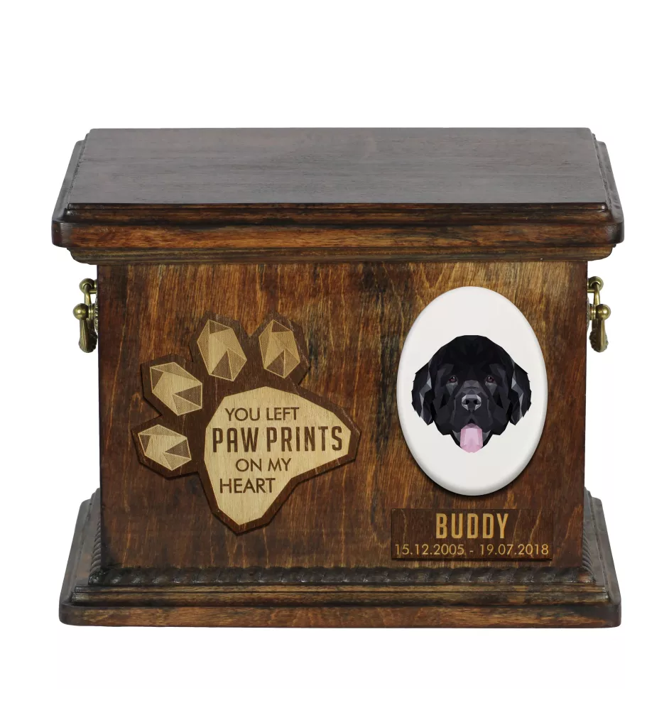 Nowofundland drewnianai urna z psem Art-Dog