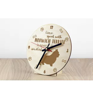 Norwich Terrier - Uhr mit Hund, Holzuhr mit Gravur, personalisierte Uhr von Art-Dog