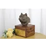 Norwich Terrier - Eine Ascheurne für Hunde mit einer Statuette, eine kleine Urne für Hunde, eine personalisierte Urne mit dem Porträt eines Hundes von der Marke Art-Dog.