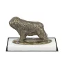 Polnischer Niederungshütehund, PON - Hundestatue, Figur auf weißem Sockel, Trophäe für die Art-Dog-Hundeaustellung.