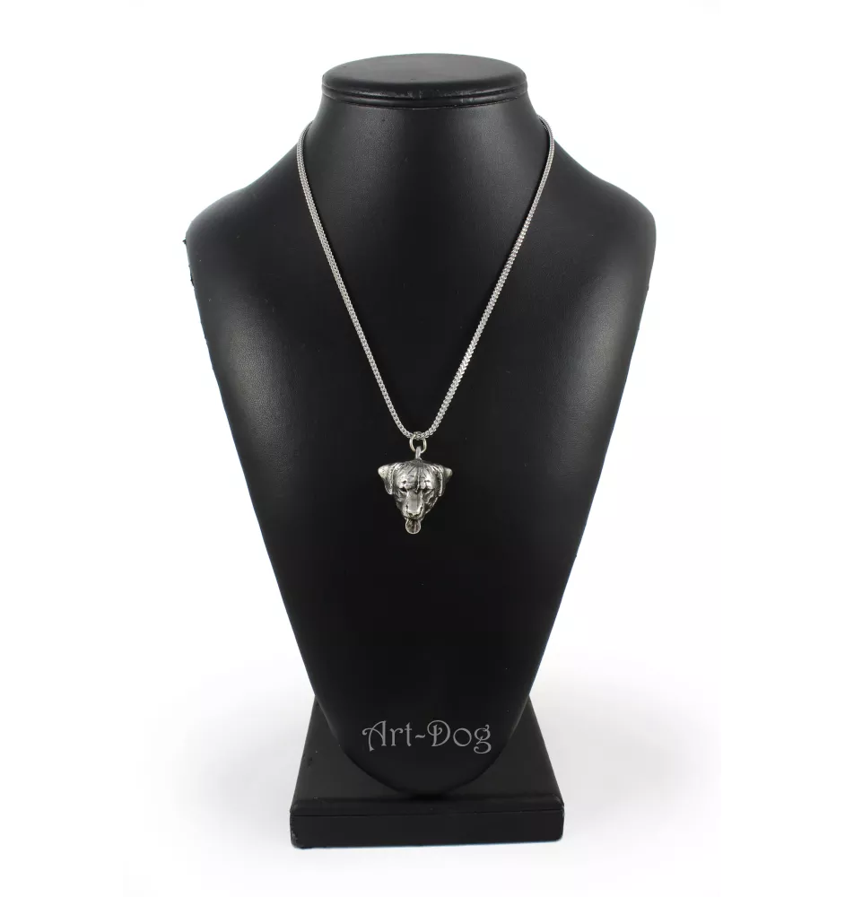 Rottweiler, Bouvier allemand - un collier avec un chien, un pendentif de chien sur une chaîne en argent, un bijou unique de la marque Art-Dog