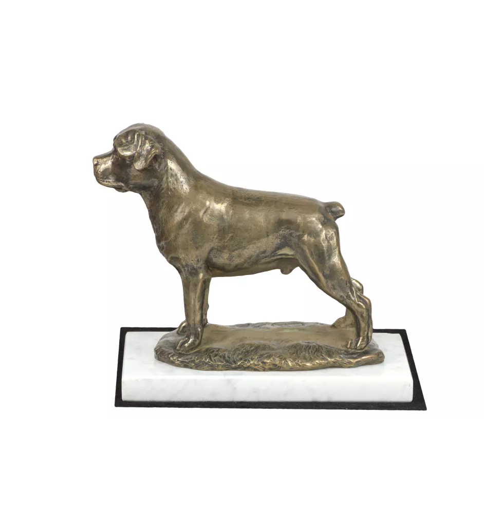 Rottweiler, Bouvier allemand - une statuette de chien, une figurine en marbre blanc, un trophée pour l'exposition de chiens de la marque Art-Dog