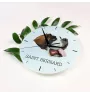 St. Bernhardshund, Bernhardiner - geometrische Wanduhr mit Bild und Aufschrift der Marke Art-Dog