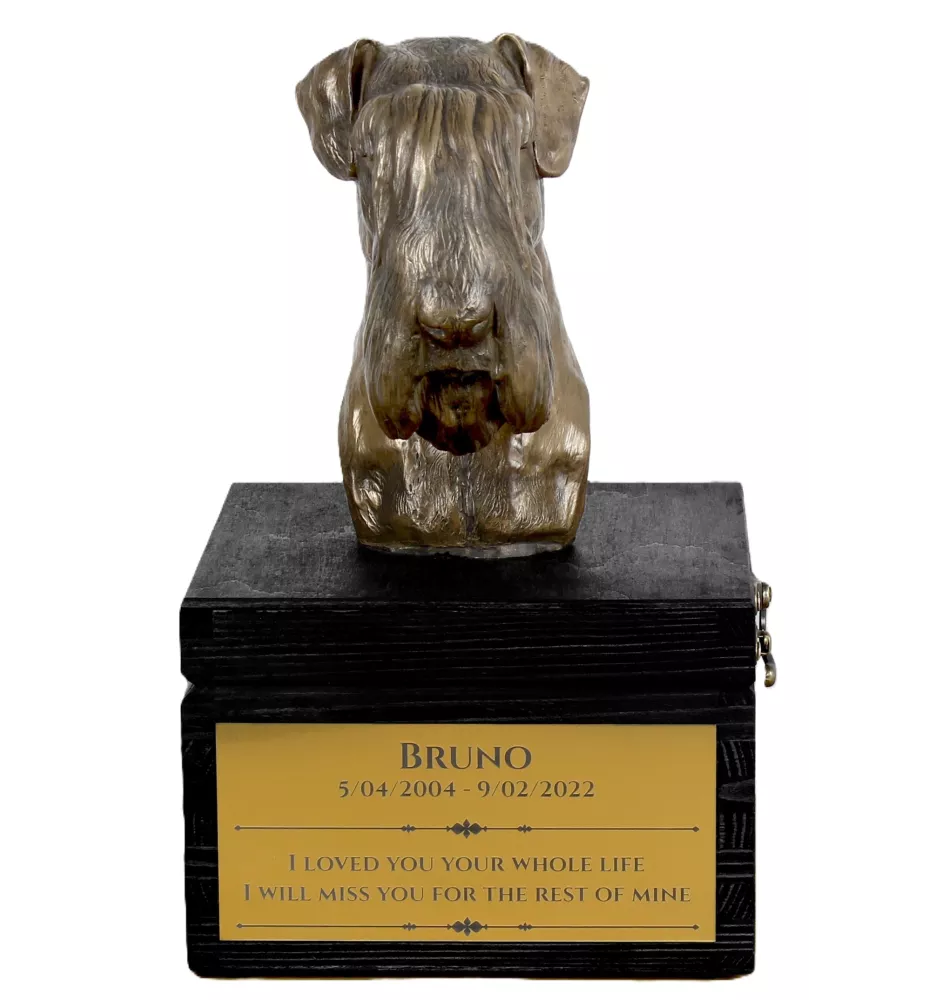 Schnauzer I - an urn with an engraving and a sculpture of a dog, a handmade product by the Art-Dog brand.