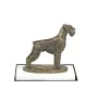 Schnauzer I - Hundestatue, Figur auf weißem Sockel, Trophäe für die Art-Dog-Hundeaustellung.