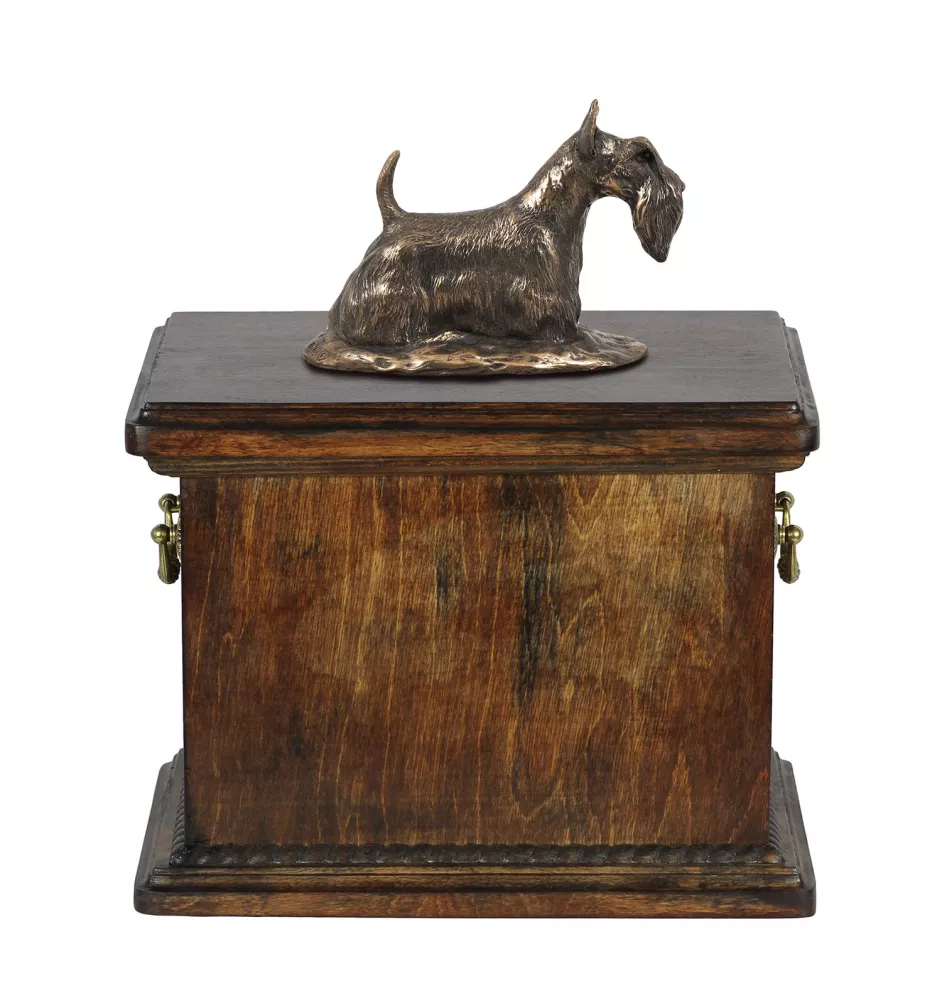 Terrier écossais, Scottish terrier - une urne pour les cendres d'un chien, une urne avec une statuette, une urne élégante de style classique de la marque Art-Dog