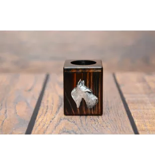 Terrier écossais, Scottish terrier - bougeoir en bois avec un chien, un souvenir unique après la perte d'un chien, une œuvre artisanale de la marque Art-Dog