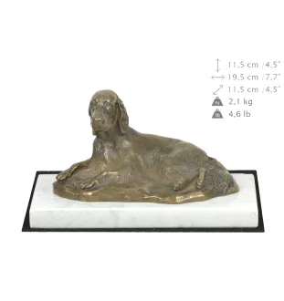 Setter anglais, Setter laverack - une statuette de chien, une figurine en marbre blanc, un trophée pour l'exposition de chiens de la marque Art-Dog