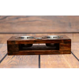 Shar Pei - Holzständer mit Näpfen für Hunde, Edelstahlnäpfe, Geschenk zur Adoption eines Hundes von der Marke Art-Dog