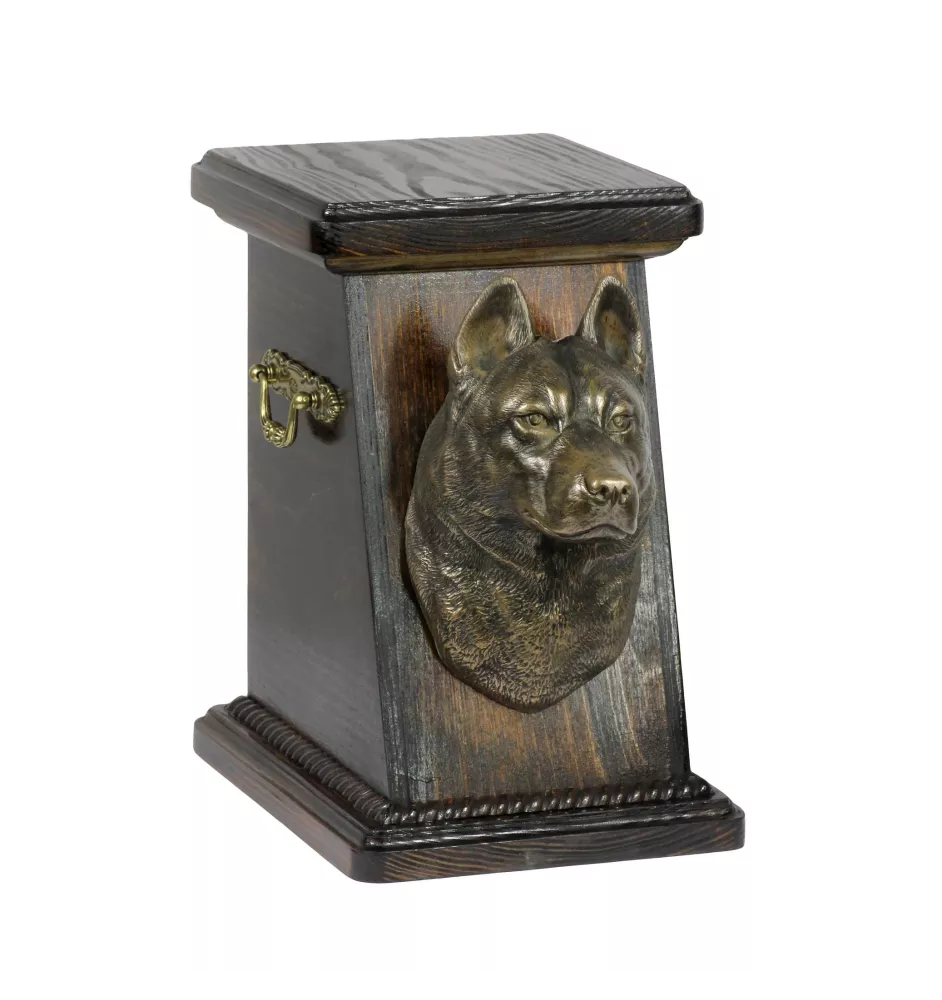 Siberian Husky, Chukcha - urn for dog ashes, elegant urn with a statue, commemorative urn with a bust of a dog by Art-Dog brand