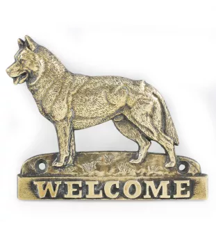 Siberian Husky, Chukcha - a door sign with a dog, a brass welcome plaque, a unique sign with the inscription Welcome from the Art-Dog brand