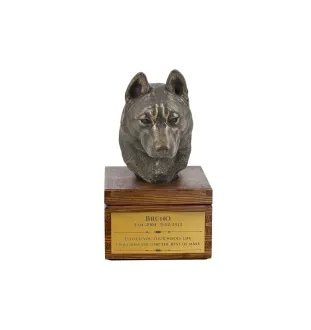 Siberian Husky, Chukcha - urn for dog ashes with a statuette, small urn for a dog, personalized urn with a bust of a dog by Art-Dog brand