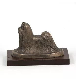 Shih Tzu - Hundestatue, Figur auf weißem Sockel, Trophäe für die Art-Dog-Hundeaustellung.