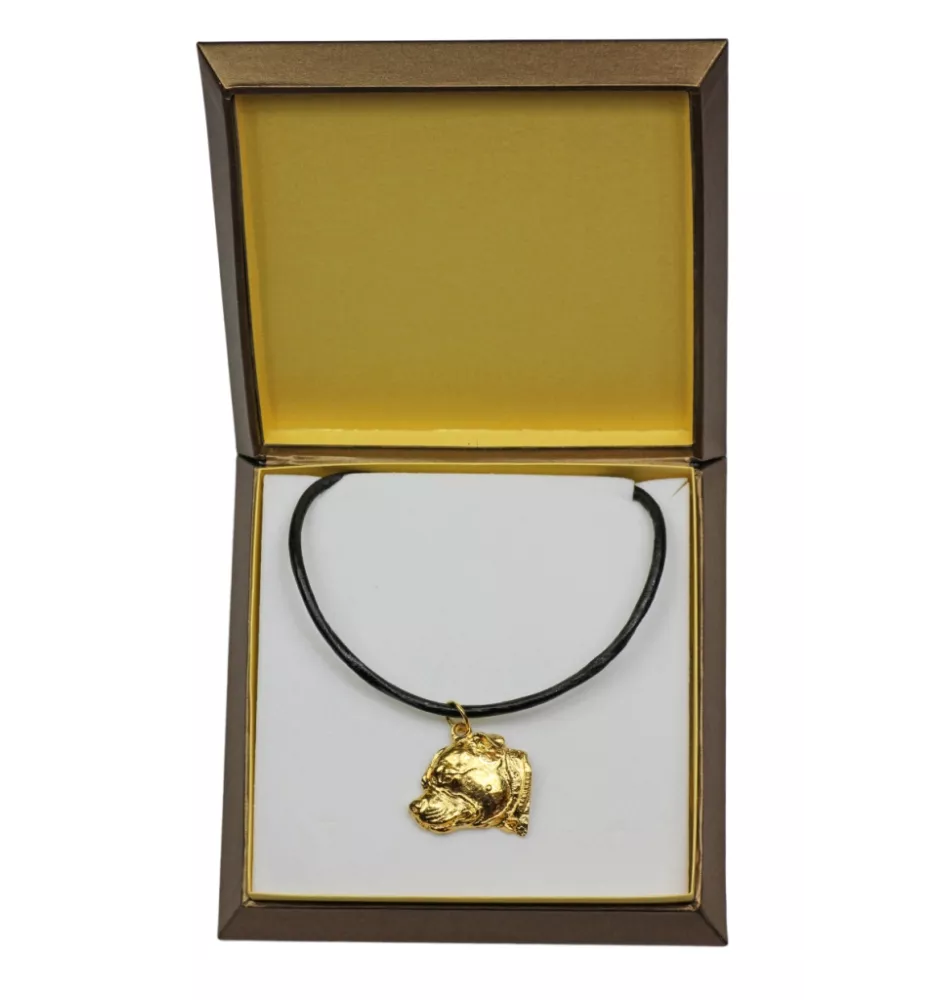 Staffordshire Bull Terrier, Staffordshire Bullterrier III - Hundehalsband in Geschenkbox, vergoldeter Anhänger für Hundefans, auffälliger Schmuck von Art-Dog