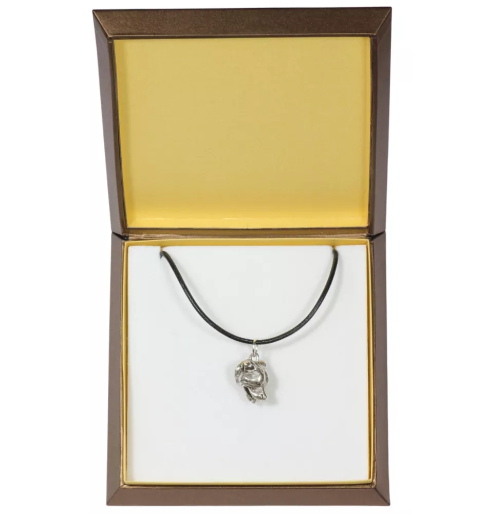 Staffordshire Bull Terrier, Staffie - Collier de chien dans une boîte cadeau, médaillon argenté pour fan de chien, pendentif remarquable de la marque Art-Dog
