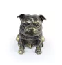 Staffordshire Bull Terrier, Staffordshire Bullterrier - Hundestatue, sitzender Hund für den Schreibtisch, Dekoration für das Wohnzimmer eines Hundeliebhabers von Art-Dog