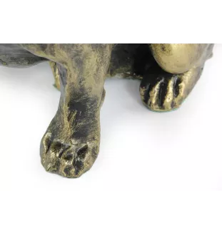Staffordshire Bull Terrier, Staffie - statue de chien, chien assis pour bureau, décoration pour le salon d'un amoureux des chiens par Art-Dog