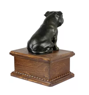 Staffordshire Bull Terrier, Staffordshire Bullterrier - Eine Urne für die Asche eines Hundes mit einer Statue, eine personalisierte hölzerne Urne, eine kleine Urne für Hundeschnuppen der Marke Art-Dog