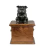 Staffordshire Bull Terrier urna z siedzącą figurką Art-Dog