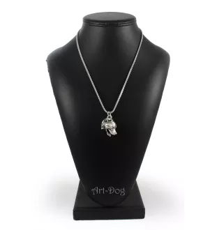 Staffordshire Bull Terrier, Staffie - un collier avec un chien, un pendentif de chien sur une chaîne en argent, un bijou unique de la marque Art-Dog