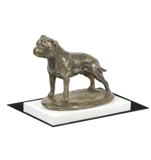 Staffordshire Bull Terrier statuetka na białym drewnie Art-Dog