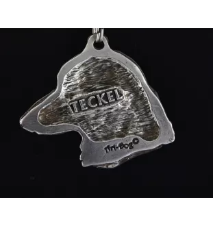 Teckel à poil dur, Chien-saucisse - un collier avec un chien, un pendentif de chien sur une chaîne en argent, un bijou unique de la marque Art-Dog