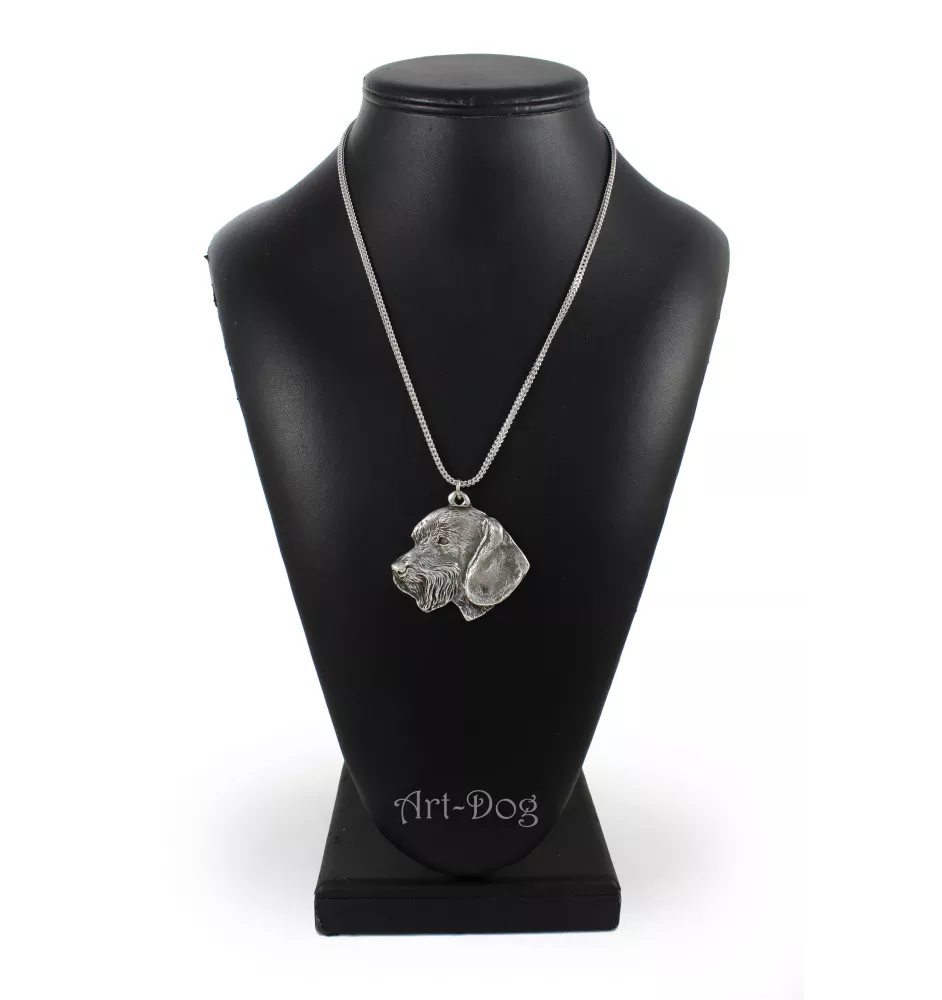 Teckel à poil dur, Chien-saucisse III - un collier avec un chien, un pendentif de chien sur une chaîne en argent, un bijou unique de la marque Art-Dog