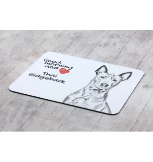 Thai Ridgeback, Thailand-Ridgeback - Mauspad mit Druck, personalisiertes Mauspad mit Hund, einzigartiges Gadget für Büroangestellte von Art-Dog.