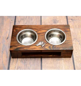 Teckel à poil dur, Chien-saucisse I - support en bois avec des bols pour chien, bols pour chien en acier, cadeau pour l'adoption d'un chien de la marque Art-Dog