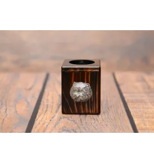 West Highland White Terrier, Westie - bougeoir en bois avec un chien, un souvenir unique après la perte d'un chien, une œuvre artisanale de la marque Art-Dog