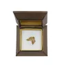 Whippet, Kleiner Englischer Windhund - Hundebrosche in dekorativer Box, elegante vergoldete Anstecknadel, Jackenbrosche der Marke Art-Dog